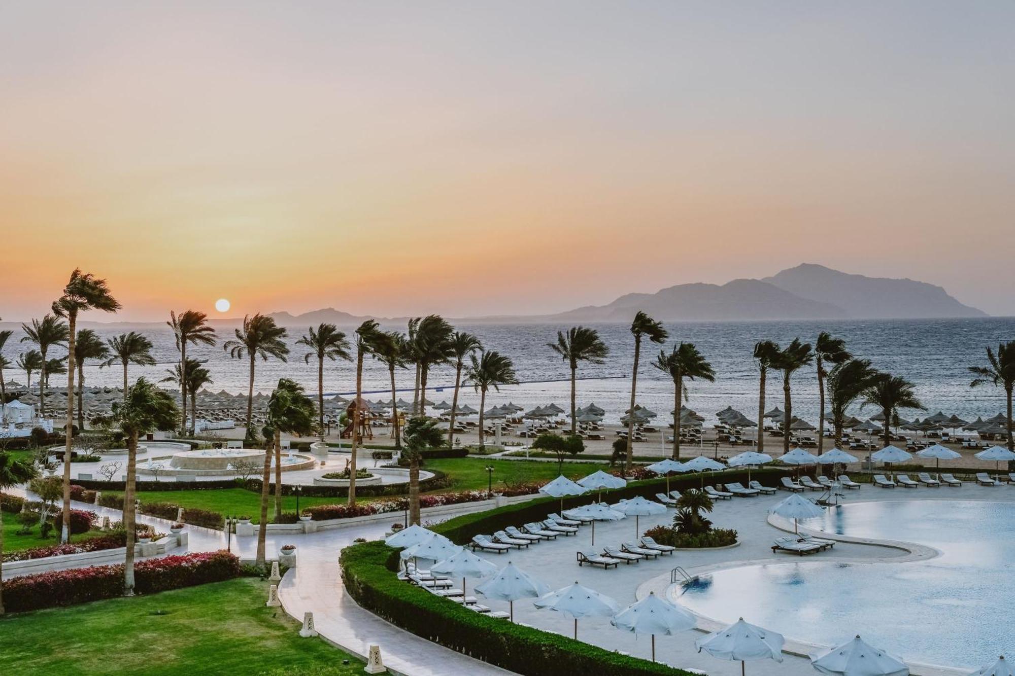 Baron Resort Sharm El Sheikh (Adults Only) Esterno foto Sunrise at the Hilton Sharm El Sheikh